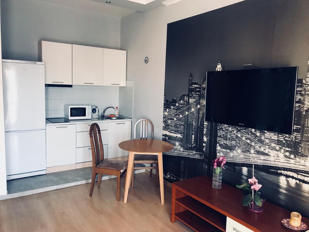 Apartments On Marshala Govorova Odessa Extérieur photo